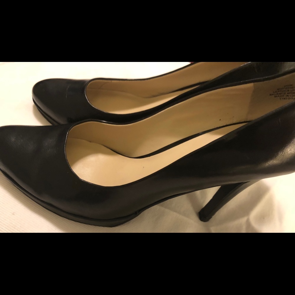 Nine West women’s heels size 8.5